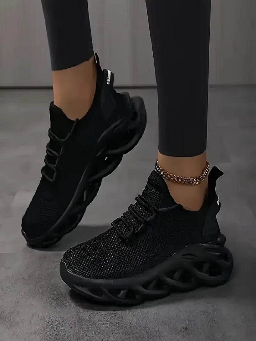 Men Casual Sport Shoes Breathable Lightweight Sneakers Outdoor Mesh Black Running Shoes Athletic Jogging Tenis Walking Shoes